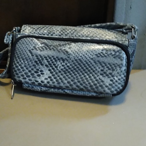 N Y Collection - Picture 3 of 7